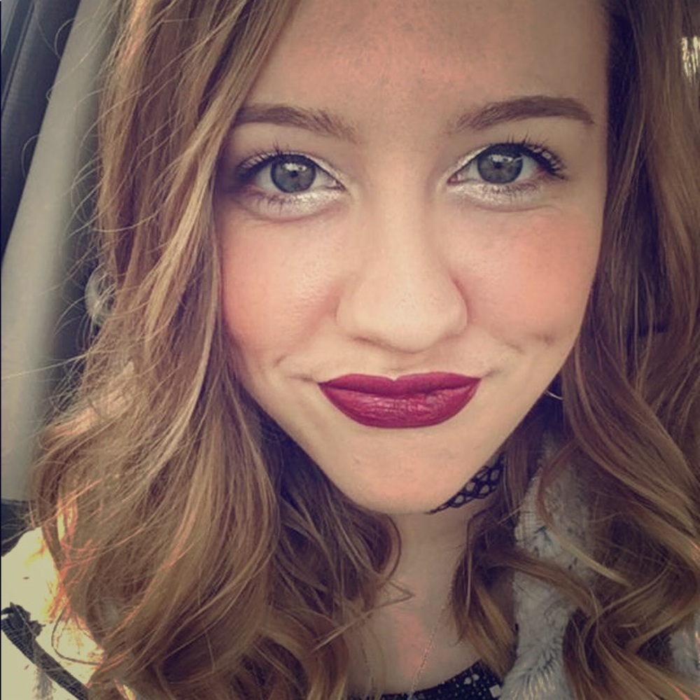 Meet your Posher, Melissa